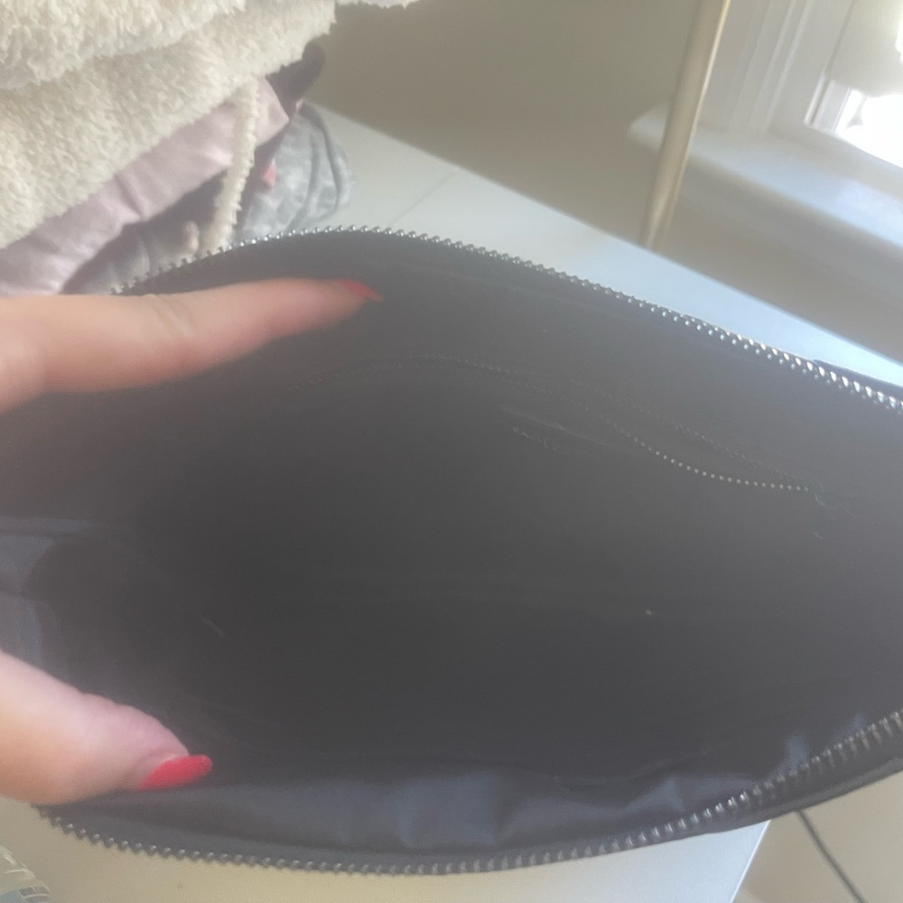YSL Monogram Small Black Leather Pouch - Picture 5 of 9
